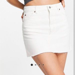 Topshop high waist denim skirt in off white size 6